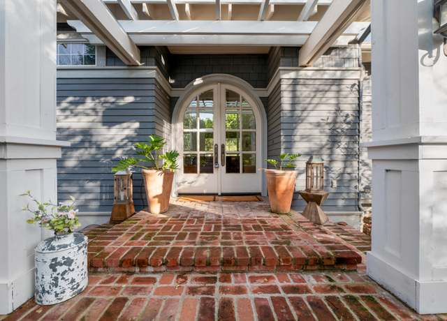 Property at 42440 Kaweah River Dr, Three Rivers, CA 93271, 3 beds, 3 baths