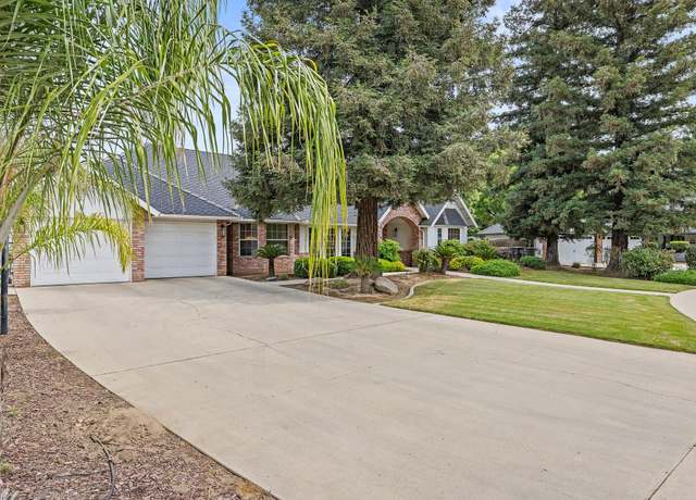 Property at 2942 S Bridge St, Visalia, CA 93277, 4 beds, 2 baths