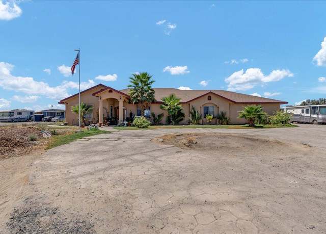 Property at 15084 18 1/2 Ave, Lemoore, CA 93245, 4 beds, 3 baths