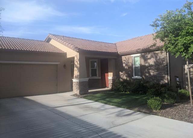 Property at 3220 N Noyes Ct, Visalia, CA 93291, 3 beds, 2 baths