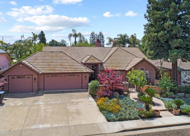Property at 945 W Hemlock Ave, Visalia, CA 93277, 4 beds, 2 baths