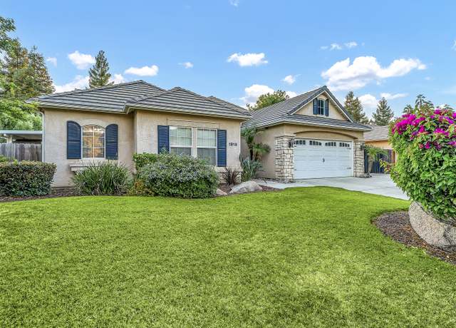 Property at 1915 N Peppertree St, Visalia, CA 93291, 4 beds, 2 baths