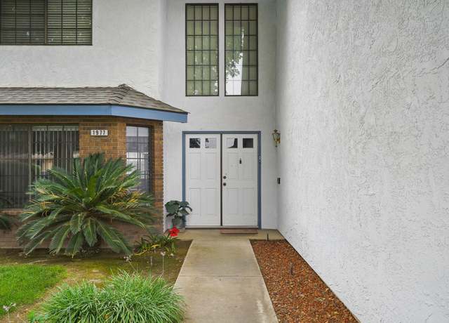 Property at 1977 Irving Cir, Tulare, CA 93274, 4 beds, 3 baths