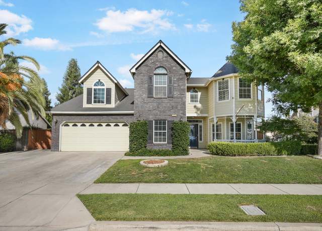Property at 245 N Boise St, Visalia, CA 93291, 5 beds, 3 baths