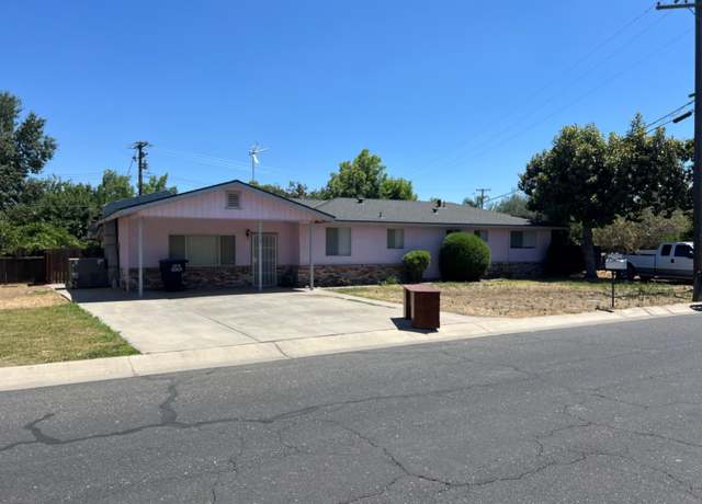Property at 3105 E Duran Ave, Visalia, CA 93292, 3 beds, 2 baths