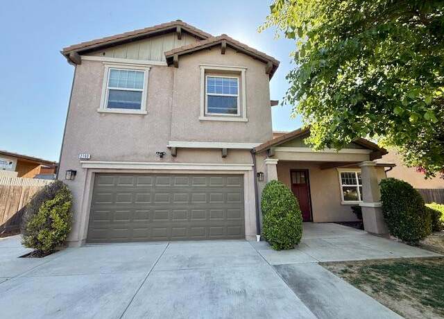 Property at 2160 N Stokes Ct, Visalia, CA 93291, 5 beds, 4 baths