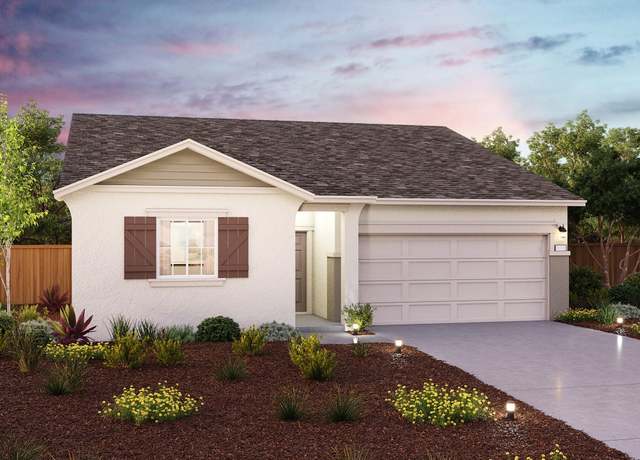 Property at 1802 Union Ave, Tulare, CA 93274, 4 beds, 2 baths
