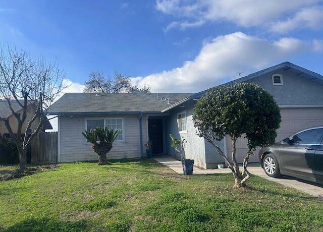 Property at 14725 Walker Rd, Poplar, CA 93257, 4 beds, 2 baths