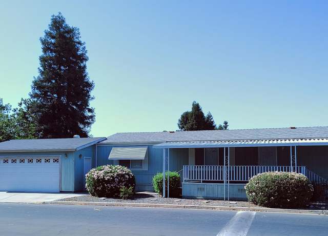 Property at 100 S Westwood St #1, Porterville, CA 93257, 3 beds, 2 baths
