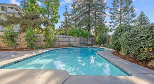 Photo of 3944 W Grove Ct Ct, Visalia, CA 93291