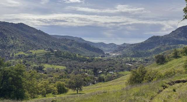Photo of 42065 Quail Run Dr Dr, Three Rivers, CA 93271