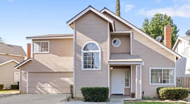 Photo of 829 E Trinidad Ave, Visalia, CA 93292