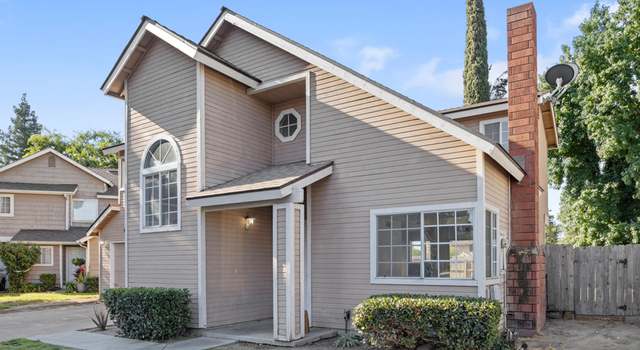 Photo of 829 E Trinidad Ave, Visalia, CA 93292