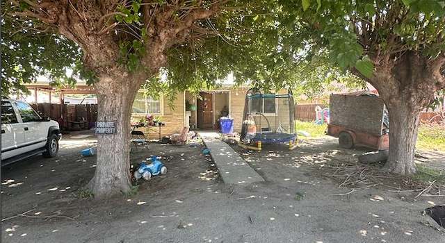 Photo of 474 Douglas St, Porterville, CA 93257
