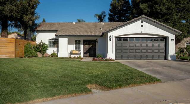 Photo of 1500 N Arden Ct, Visalia, CA 93292