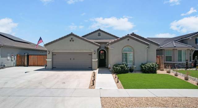 Photo of 3042 S Meadowbrook St, Visalia, CA 93292