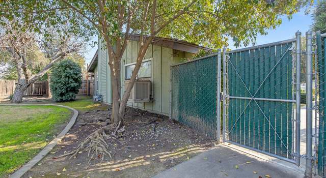 Photo of 1838 E Vassar Dr, Visalia, CA 93292