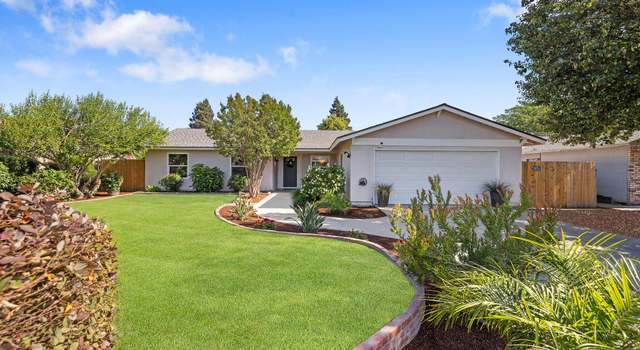 Photo of 3545 W Coppola Ave, Visalia, CA 93277