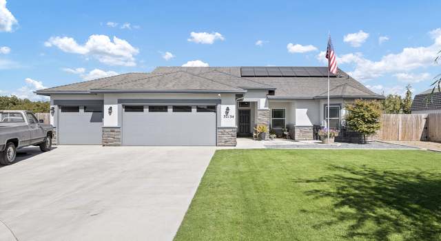 Photo of 32154 Big Creek Ct, Visalia, CA 93291