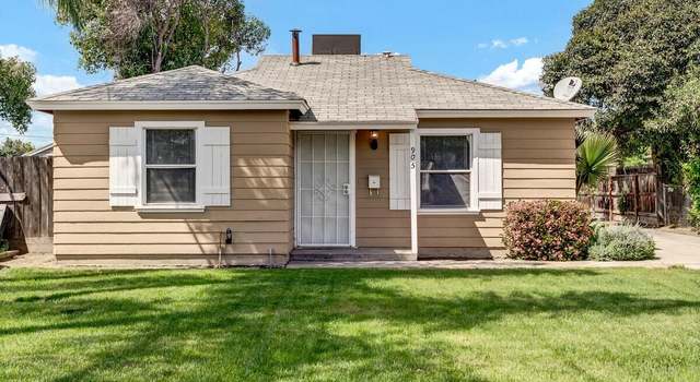 Photo of 905 S Liberty St, Visalia, CA 93292