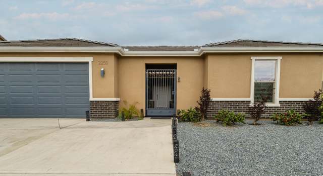 Photo of 2250 S Cotta St, Visalia, CA 93292