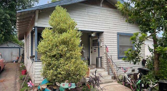 Photo of 714 S Encina St, Visalia, CA 93277