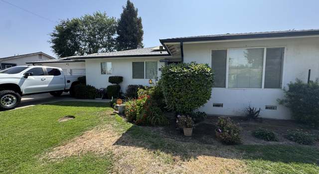 Photo of 1005 S Mountain St, Visalia, CA 93277