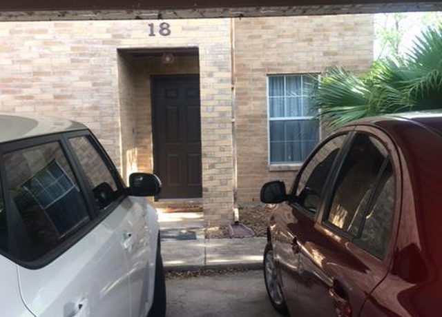Property at 2765 N Coria St #18, Brownsville, TX 78520, 2 beds, 2.5 baths