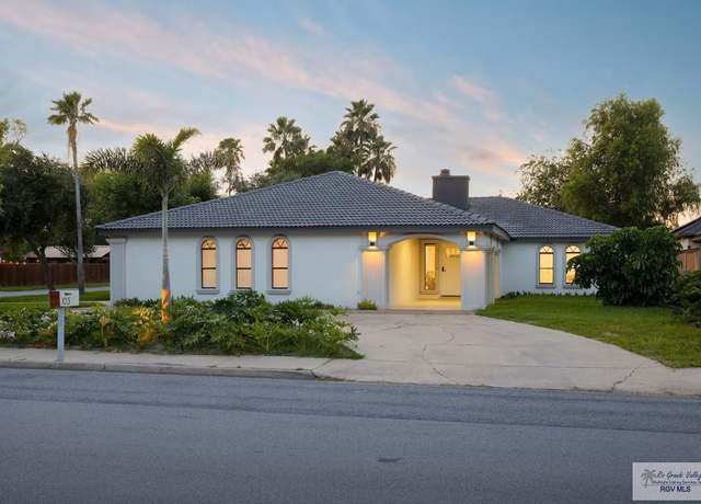 Property at 103 Shoreline Dr, Brownsville, TX 78521, 4 beds, 3 baths