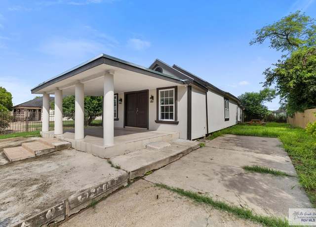 Property at 1300 Calle Galaxia, Brownsville, TX 78520, 5 beds, 2 baths