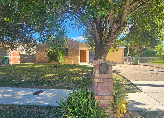 Property at 365 Los Ebanos Blvd, Brownsville, TX 78520, 3 beds, 2 baths