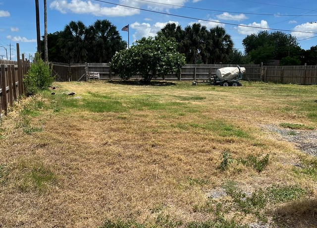 Property at 4 Riverside Blvd, Brownsville, TX 78520