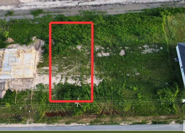 Property at 3111 Pennsylvania Ave, Port Isabel, TX 78578