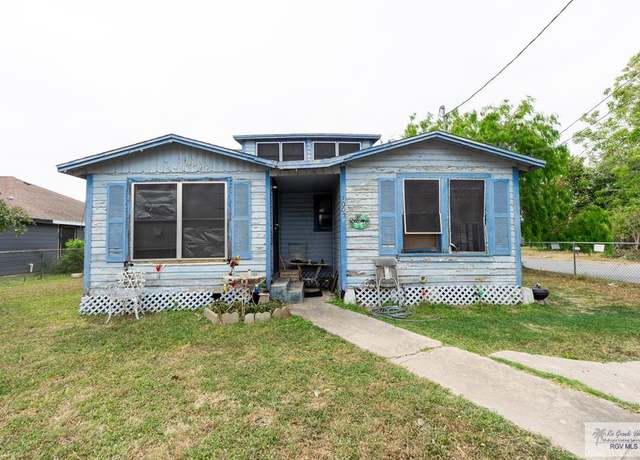 Property at 1002 S D St, Harlingen, TX 78550, 4 beds, 2 baths