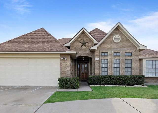 Property at 3222 Treasure Hills Blvd, Harlingen, TX 78550, 4 beds, 2 baths