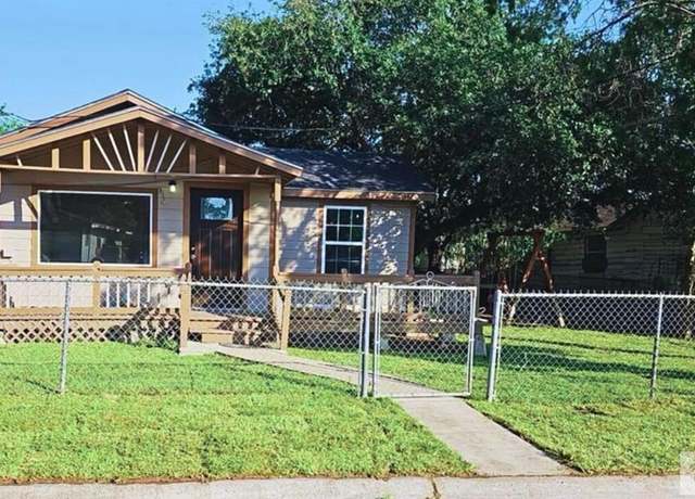 Property at 919 Atlanta St, Harlingen, TX 78550, 3 beds, 2 baths