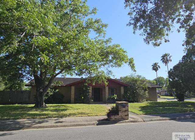 Property at 1545 Oriole Ln, Brownsville, TX 78521, 5 beds, 3 baths
