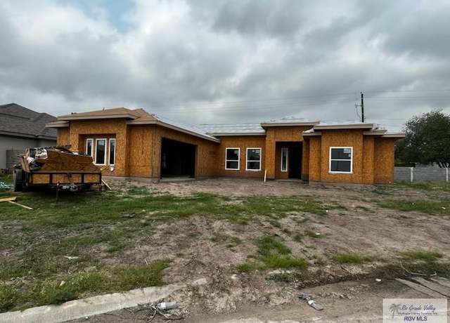 Property at 4400 Aurora Cir, Brownsville, TX 78526, 3 beds, 3.5 baths