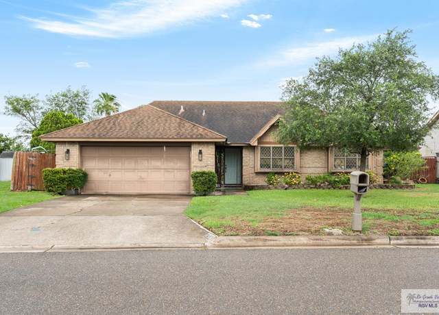 Property at 134 Camaguey Ave, Brownsville, TX 78526, 3 beds, 2 baths