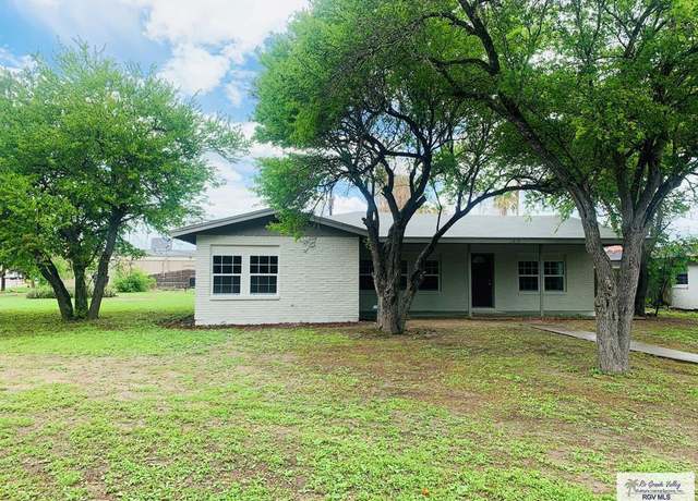 Property at 1218 S 16th St, Harlingen, TX 78550, 3 beds, 2 baths