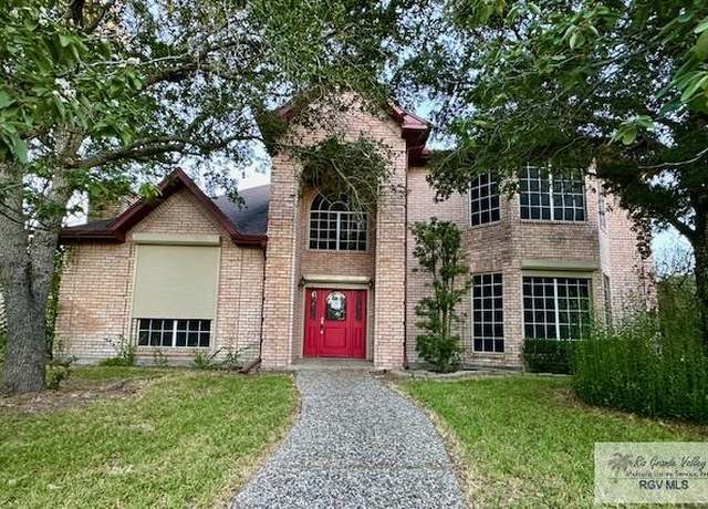 Property at 2922 Pinehurst Dr, Harlingen, TX 78550, 6 beds, 3 baths