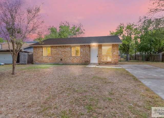 Property at 225 Chelo Dr, La Feria, TX 78559, 3 beds, 1 bath