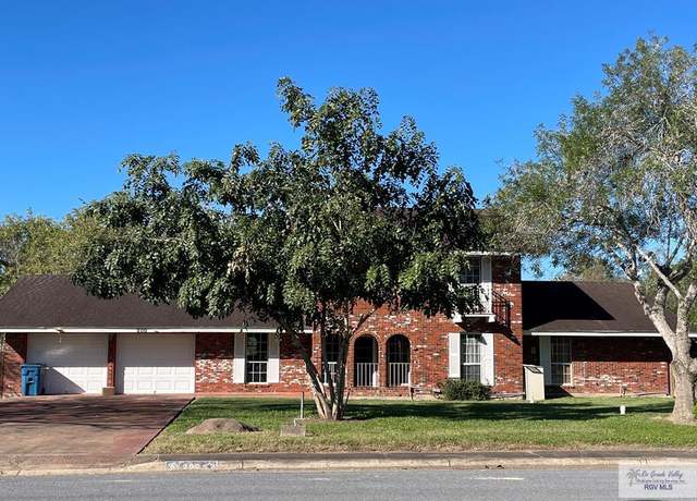 Property at 200 E Resaca Dr, Los Fresnos, TX 78566, 4 beds, 2.5 baths