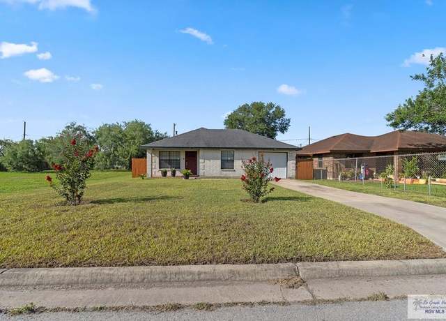 Property at 208 E 1st St, Los Fresnos, TX 78566, 2 beds, 1 bath