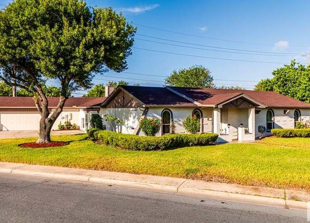 Property at 238 Starcrest Dr, Brownsville, TX 78521, 4 beds, 2.5 baths