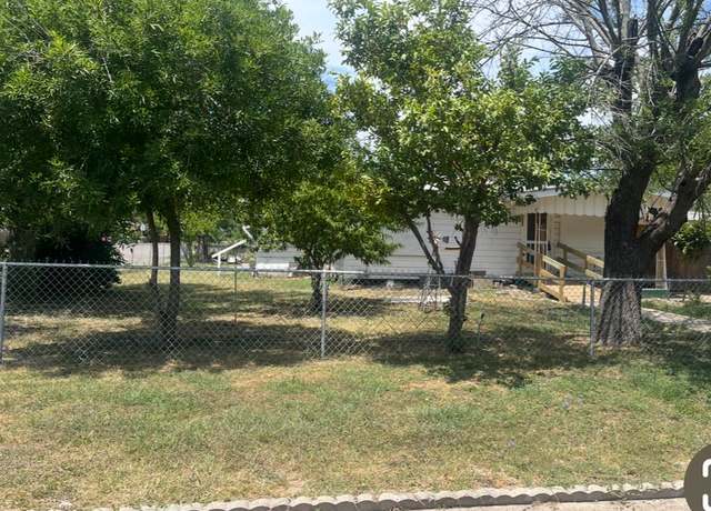 Property at 1001 N R St, Harlingen, TX 78550, 2 beds, 1.5 baths