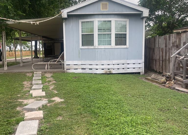 Property at 33509 Fm 2925, Rio Hondo, TX 78583, 2 beds, 2 baths