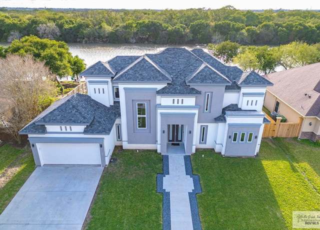Property at 330 Rancho Viejo Blvd #16, Brownsville, TX 78526, 4 beds, 3.5 baths