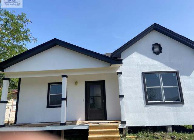 Property at 1756 Calle Espacio, Brownsville, TX 78520, 3 beds, 2.5 baths