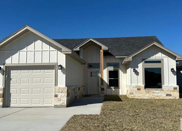 Property at 2813 Ari Dr, Brownsville, TX 78526, 3 beds, 2 baths